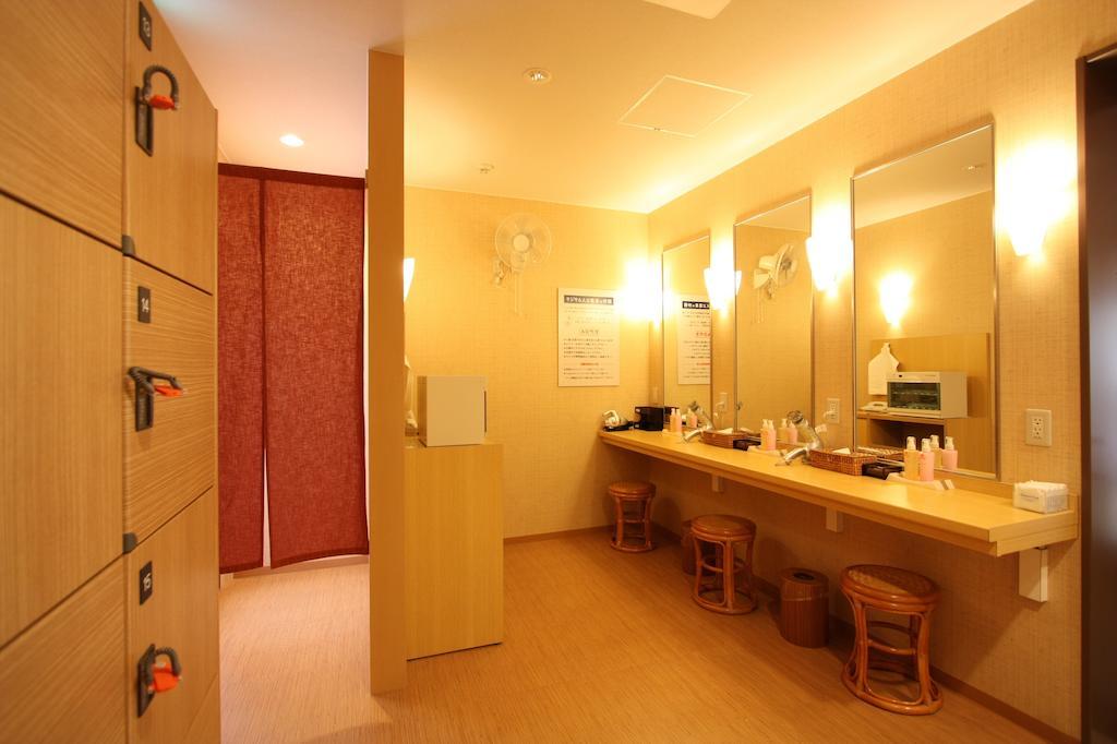Uozu Manten Hotel Ekimae Exteriör bild