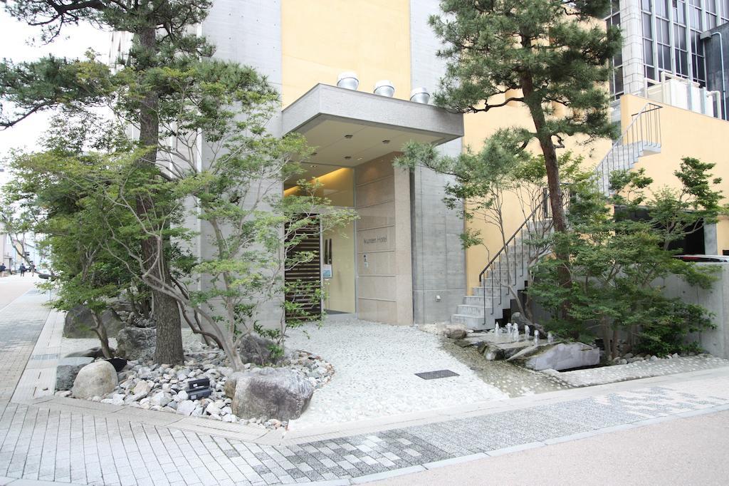 Uozu Manten Hotel Ekimae Exteriör bild