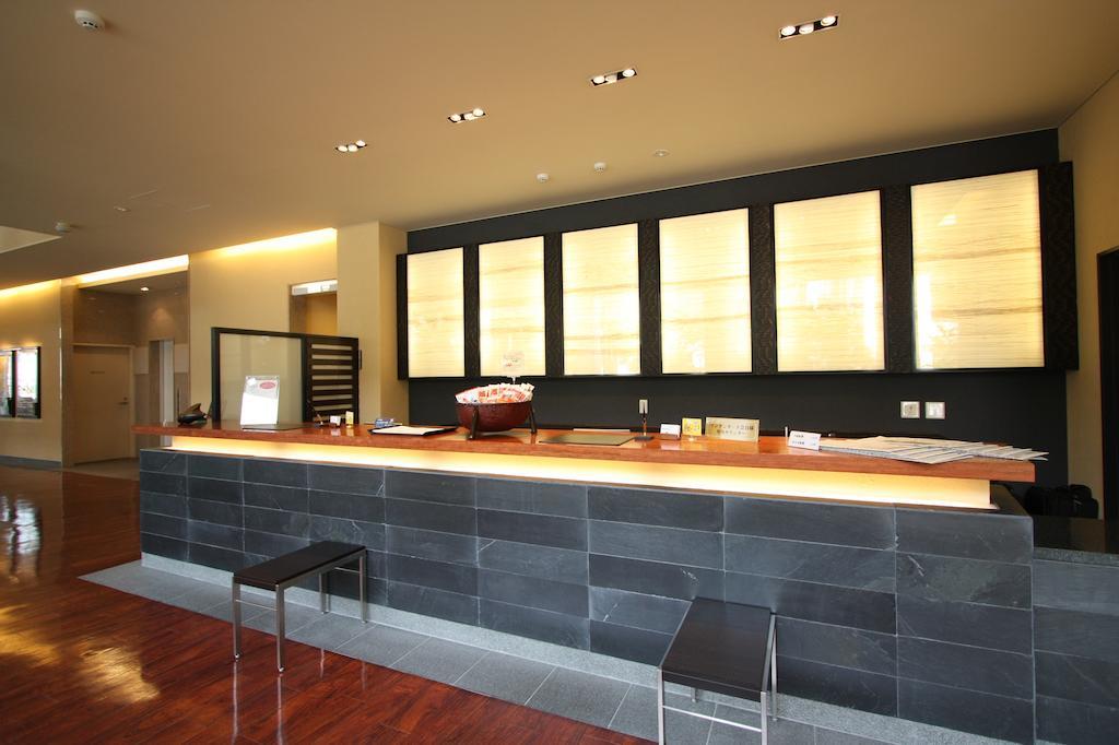 Uozu Manten Hotel Ekimae Exteriör bild